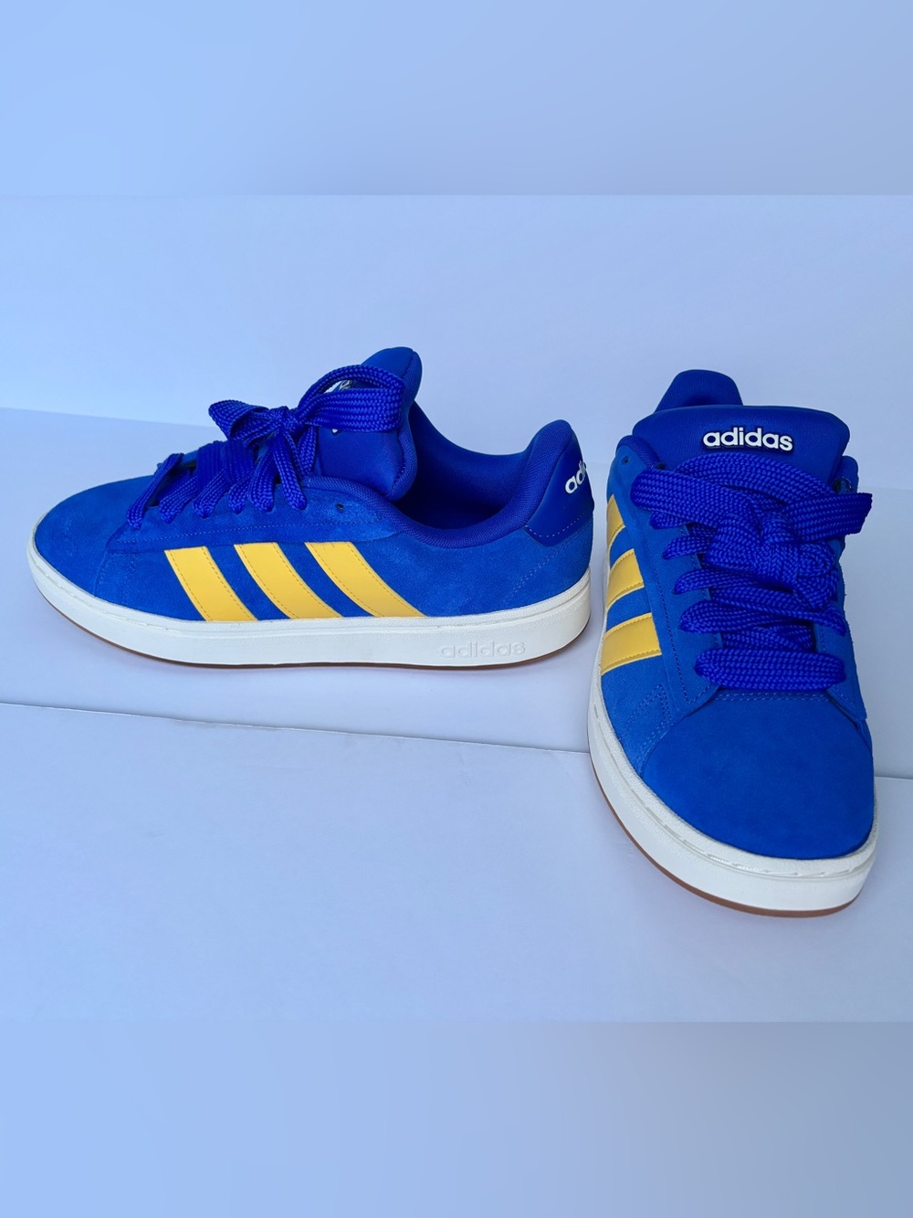 NWOB Men 11.5 Grand Court Alpha Blue Yellow Gum Sneaker JI1714
